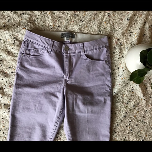 Wit & Wisdom pants in Lavender Dust - Picture 4 of 11
